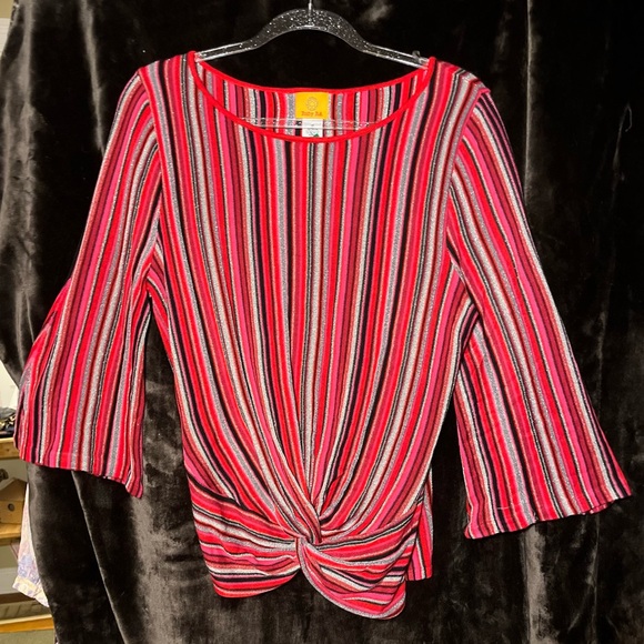 🌻Women’s Ruby Rd Top - Picture 2 of 6